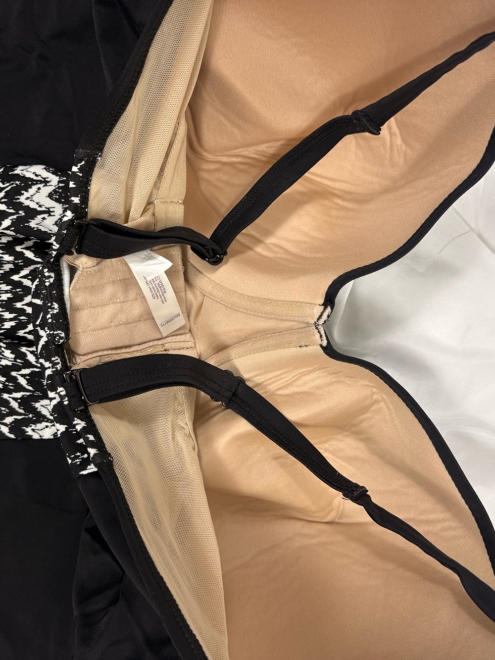 Cacique  black and white print swimsuit top balconette built in Bra size 40H - Picture 7 of 9